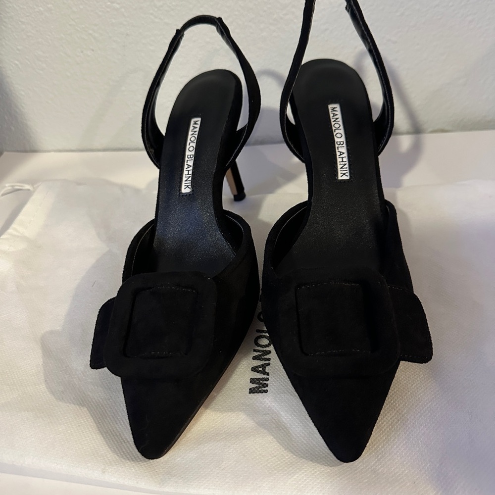 Manolo Blahnik Black Suede Slingback Pumps – Size 37 (Approx. US 7) - Picture 6 of 15